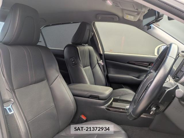 Toyota CROWN 2016-03 8815214-18