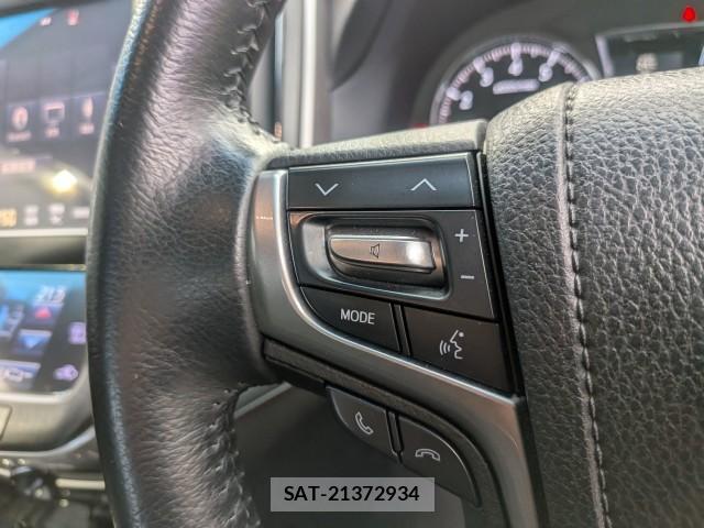 Toyota CROWN 2016-03 8815214-8