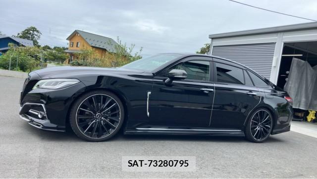Toyota CROWN 2018-07 8815483-10