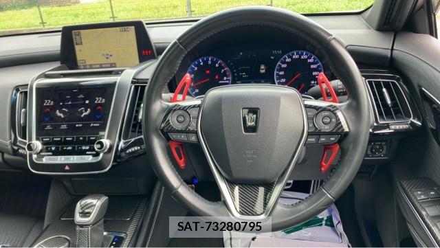 Toyota CROWN 2018-07 8815483-16