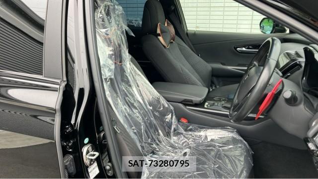 Toyota CROWN 2018-07 8815483-5