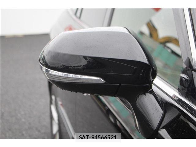 Toyota CROWN 2021-11 8815669-14