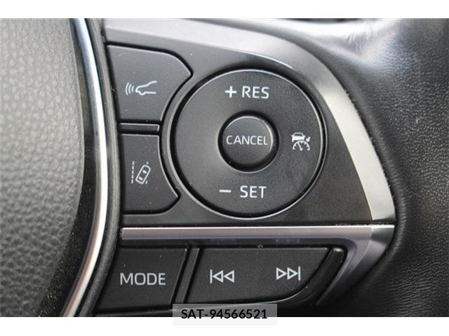Toyota CROWN 2021-11 8815669-4