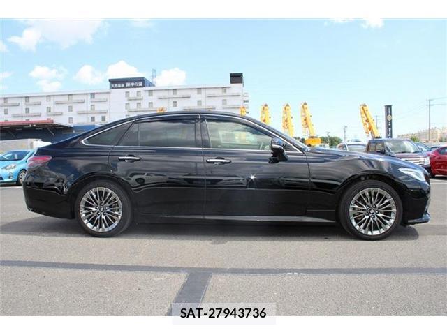 Toyota CROWN 2021-08 8815773-11
