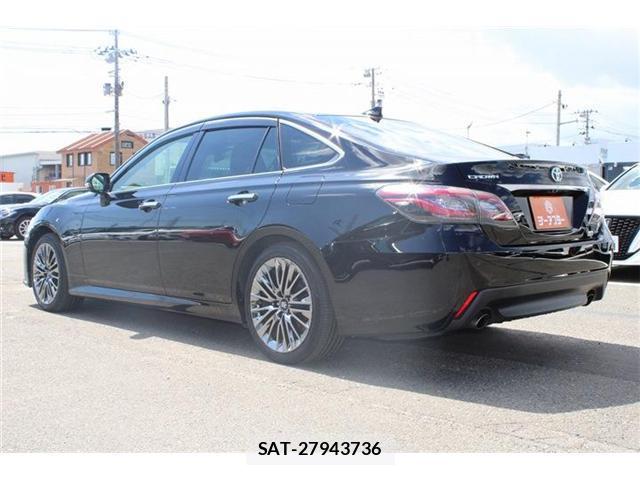 Toyota CROWN 2021-08 8815773-14