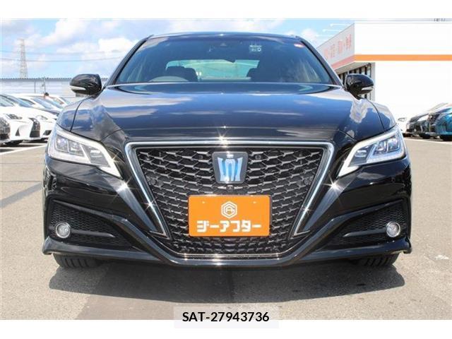 Toyota CROWN 2021-08 8815773-9