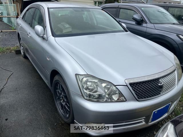 Toyota CROWN 2005-01 8816286-1
