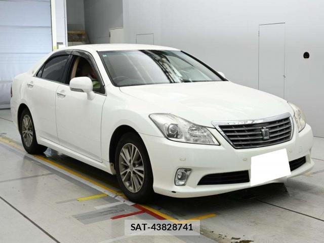 Toyota CROWN 2010-07 8816304-0