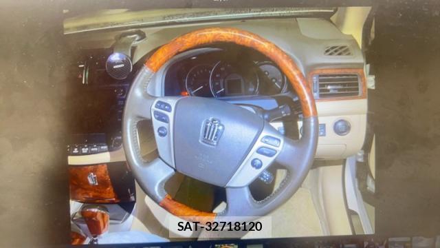 Toyota CROWN 2012-10 8816401-10