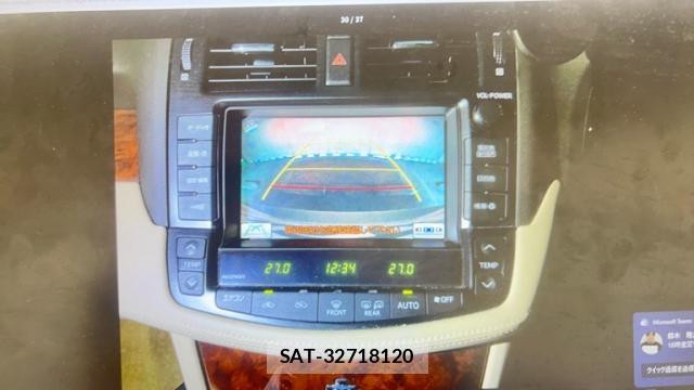 Toyota CROWN 2012-10 8816401-16