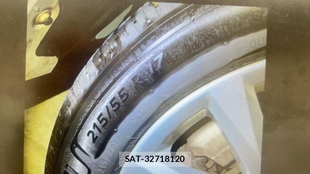 Toyota CROWN 2012-10 8816401-4
