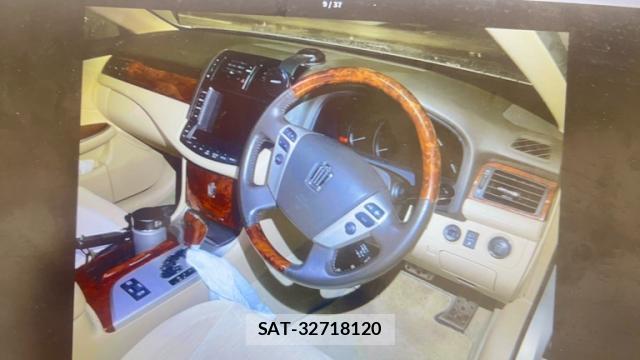 Toyota CROWN 2012-10 8816401-7