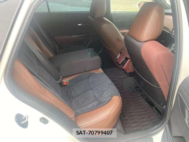 Toyota CROWN 2018-10 8817581-5