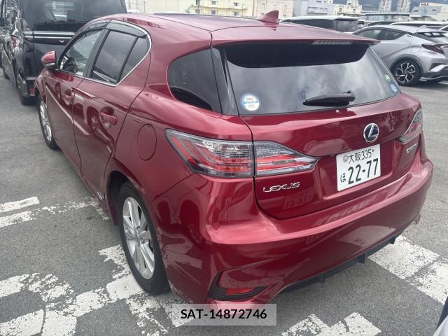 Lexus CT 2016-01 8812701-6