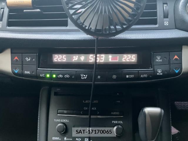 Lexus CT 2014-06 8813452-16