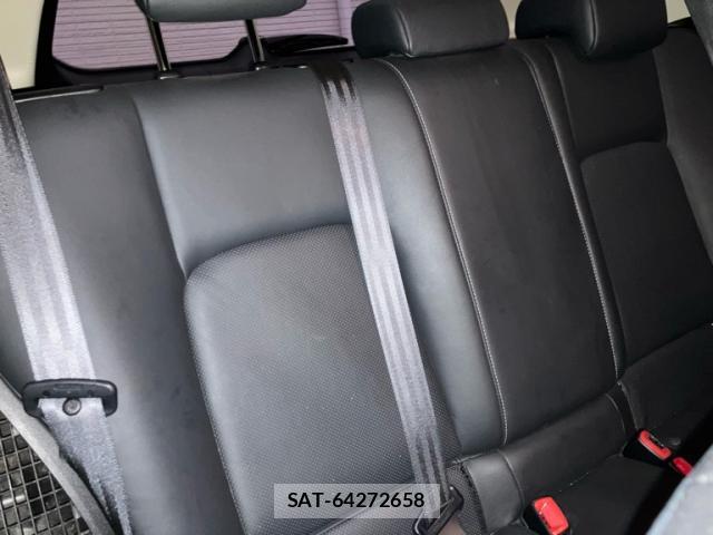 Lexus CT 2014-12 8813547-15