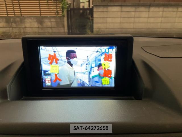 Lexus CT 2014-12 8813547-19