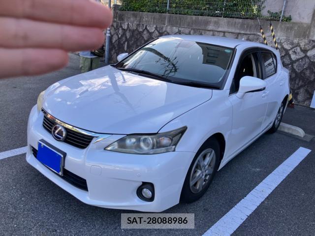 Lexus CT 2011-09 8813845-1