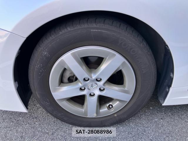 Lexus CT 2011-09 8813845-4