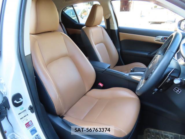 Lexus CT 2014-10 8814275-18