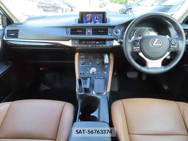Lexus CT 2014-10 8814275-2