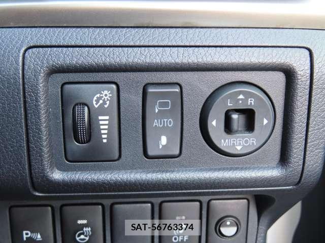 Lexus CT 2014-10 8814275-6