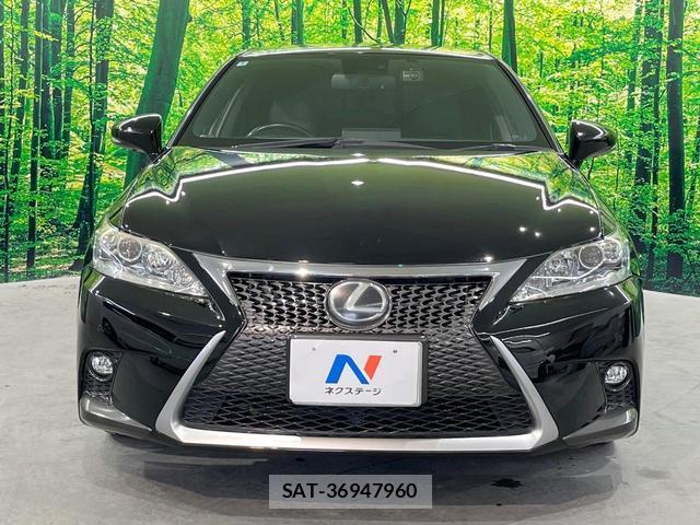 Lexus CT 2014-09 8814278-16
