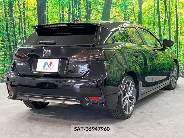 Lexus CT 2014-09 8814278-19