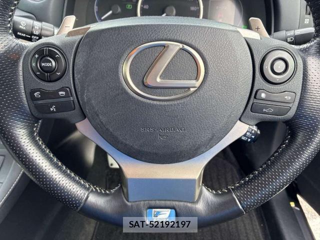 Lexus CT 2017-07 8815371-13