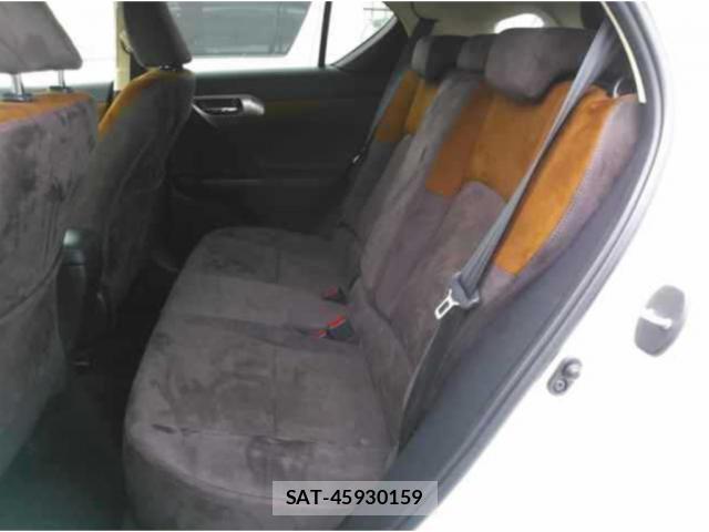 Lexus CT 2019-02 8815625-4