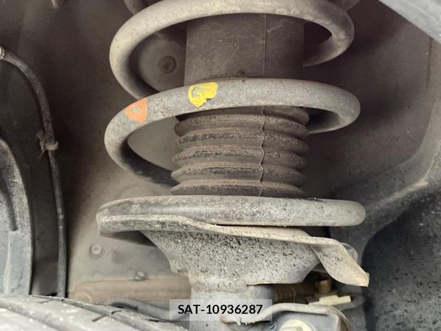 Nissan CUBE 2009-09 8813113-18