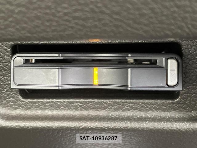 Nissan CUBE 2009-09 8813113-4