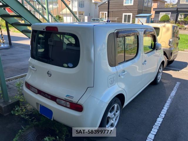 Nissan CUBE 2009-05 8813420-4