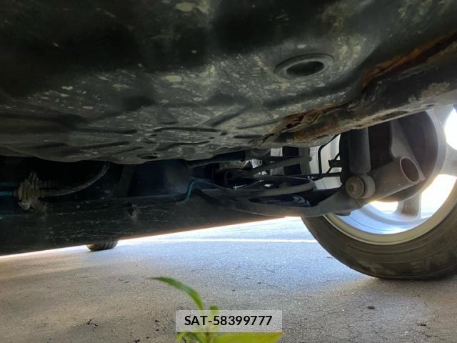 Nissan CUBE 2009-05 8813420-7