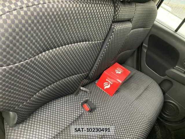 Nissan CUBE 2013-04 8813460-10