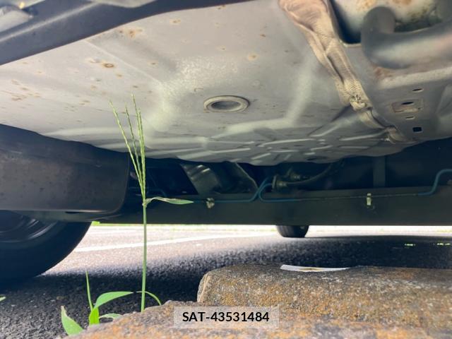 Nissan CUBE 2009-09 8813754-6