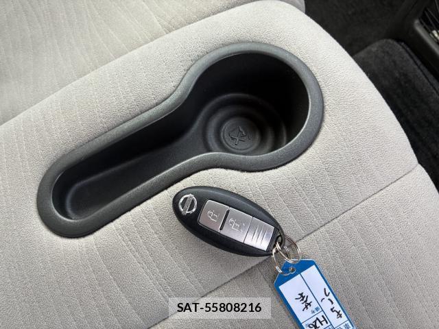 Nissan CUBE 2014-12 8814223-8