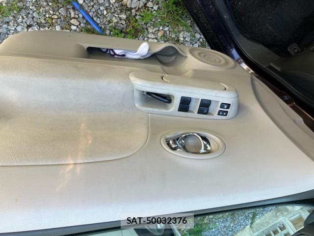 Nissan CUBE 2011-03 8815116-7
