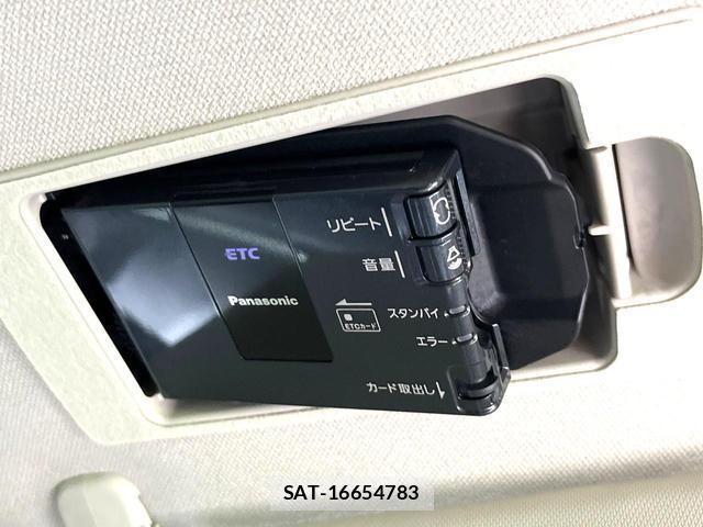 Mazda CX-3 2015-06 8812048-4