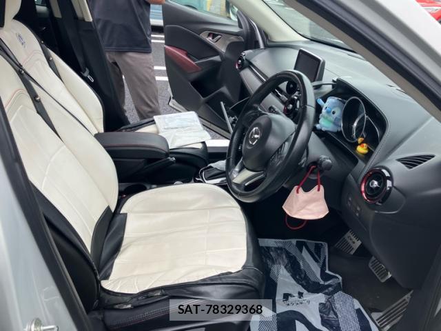Mazda CX-3 2015-03 8812362-11