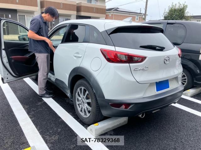 Mazda CX-3 2015-03 8812362-7
