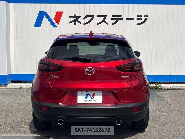 Mazda CX-3 2020-01 8813411-15