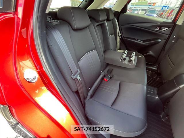 Mazda CX-3 2020-01 8813411-9