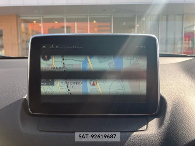 Mazda CX-3 2015-09 8813583-11