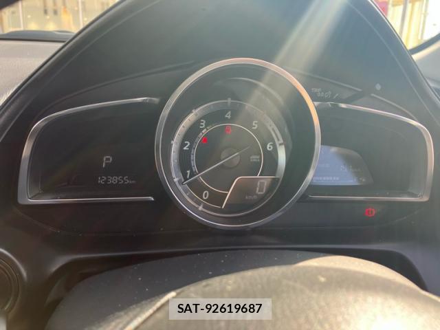 Mazda CX-3 2015-09 8813583-16