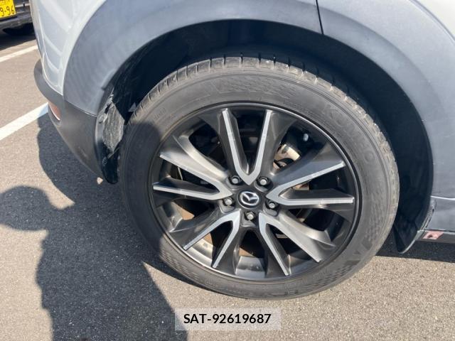 Mazda CX-3 2015-09 8813583-3