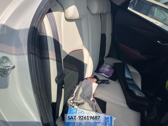Mazda CX-3 2015-09 8813583-7