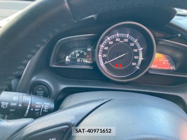 Mazda CX-3 2015-12 8813920-18