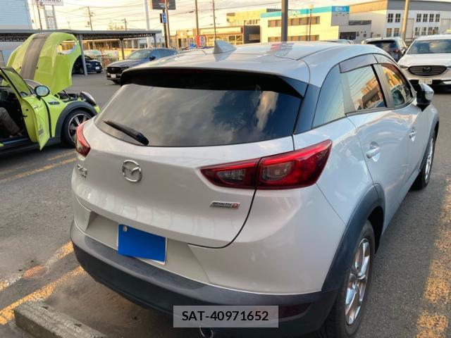 Mazda CX-3 2015-12 8813920-2