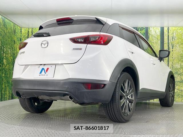 Mazda CX-3 2016-01 8813986-16